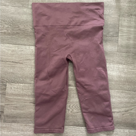 Blanqi hipster support crop leggings - Picture 1 of 3